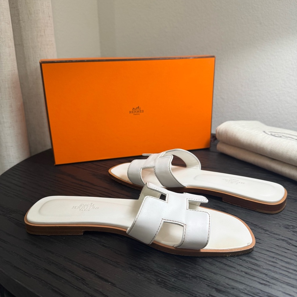 Hermes Oran Sandals Leather White 37 - Picture 5 of 9